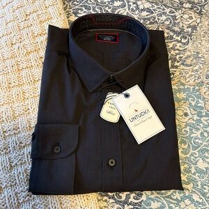 NWT, UNTUCKit Blackstone dress shirt slim